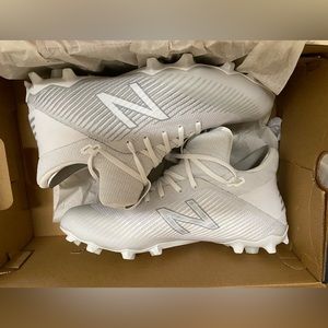 NEW BALANCE • Men’s Size 10 Lacrosse cleats • BRAND NEW • in box